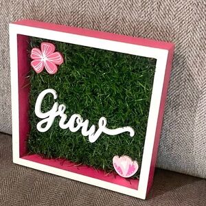 “Grow” Block Sign
